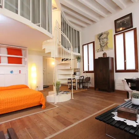 Design Loft, 400m From Rialto's Bridge *
