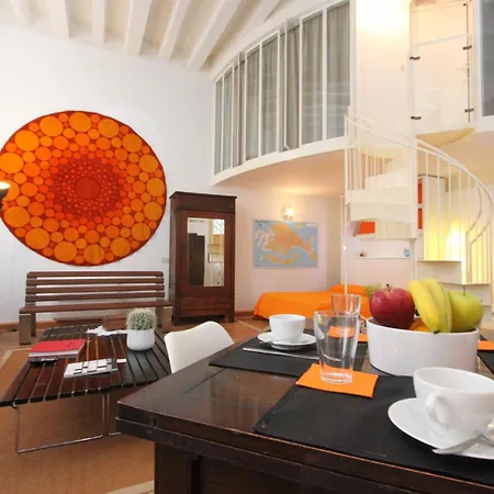 Design Loft, 400m From Rialto's Bridge